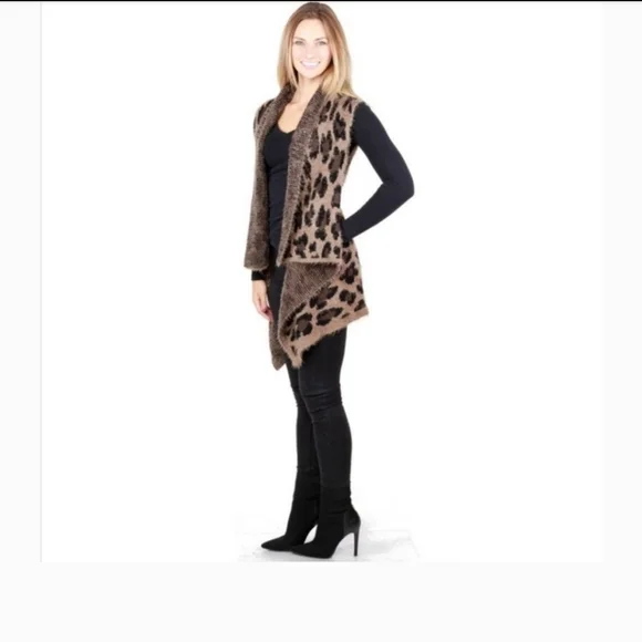 ✨Cashmere Feel Cheetah Vests-ONE SIZE FITS MOST - Picture 4 of 6